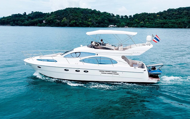 Azimut 46